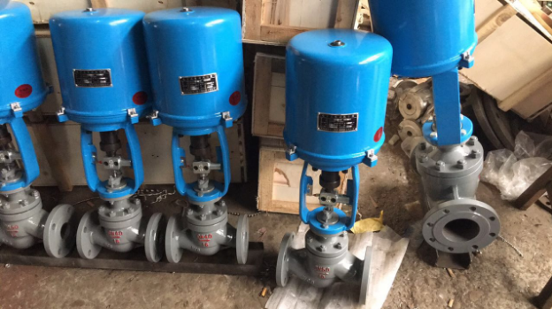 電動(dòng)調(diào)節(jié)閥由電動(dòng)執(zhí)行機(jī)構(gòu)和調(diào)節(jié)閥門系統(tǒng)構(gòu)成